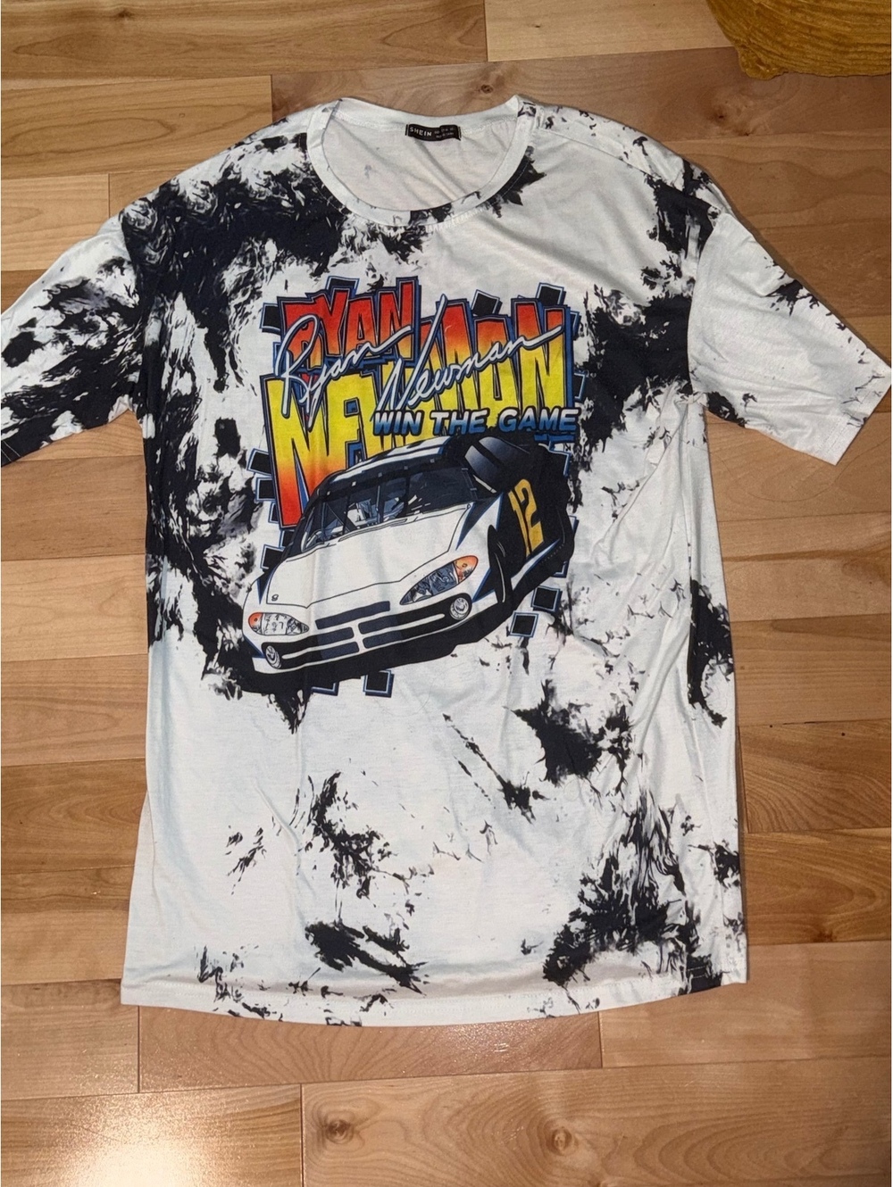 SHEIN Women's Black and White Tie-Dye Graphic Car Print Casual T-Shirt, Size EU